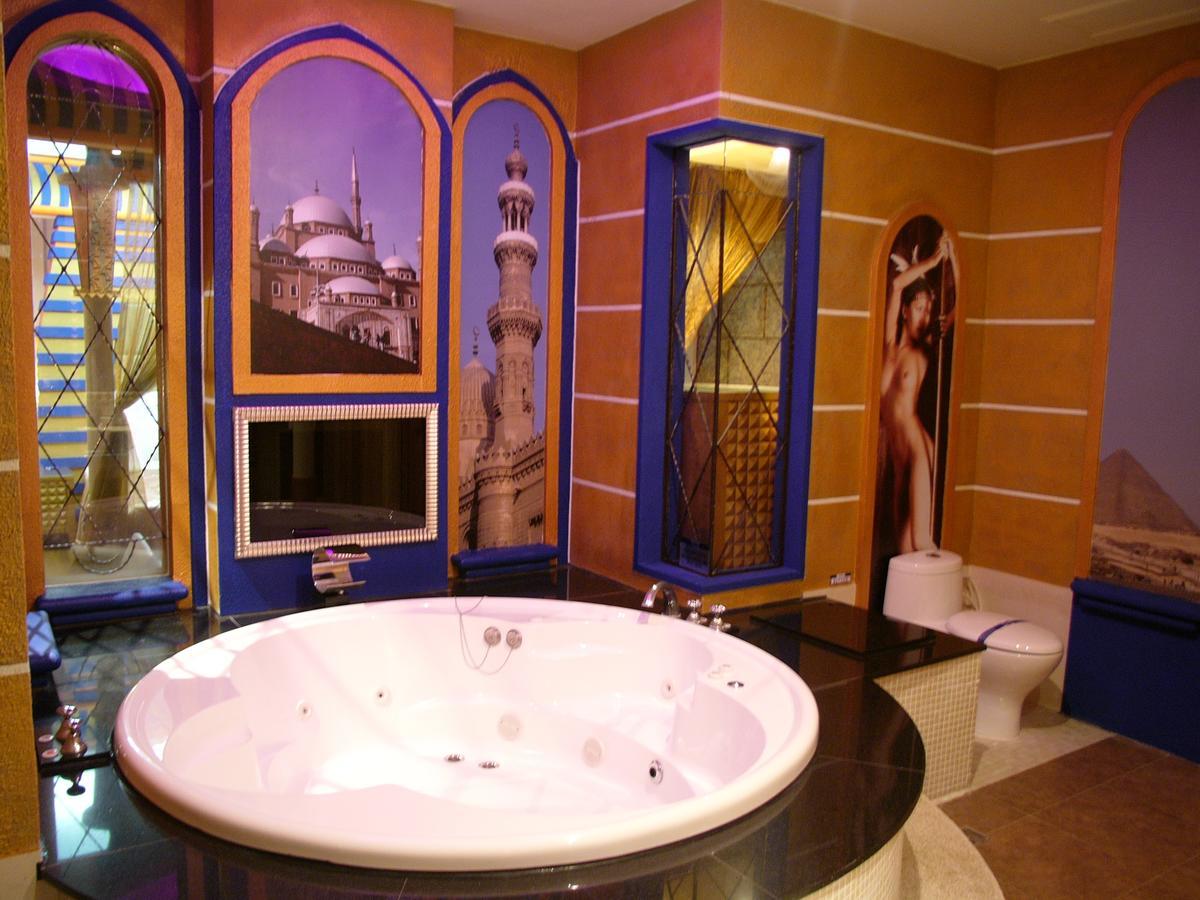Sexy City Motel Tainan Dış mekan fotoğraf
