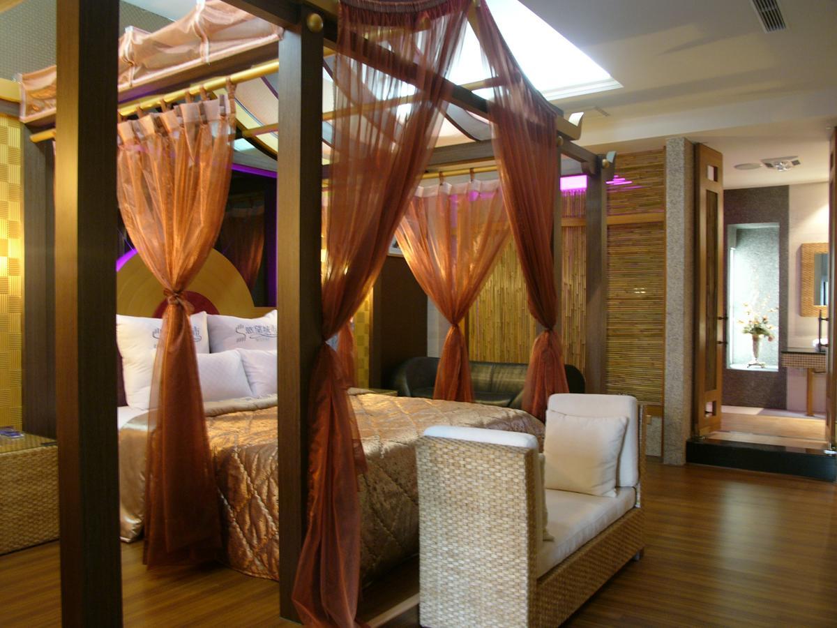 Sexy City Motel Tainan Dış mekan fotoğraf