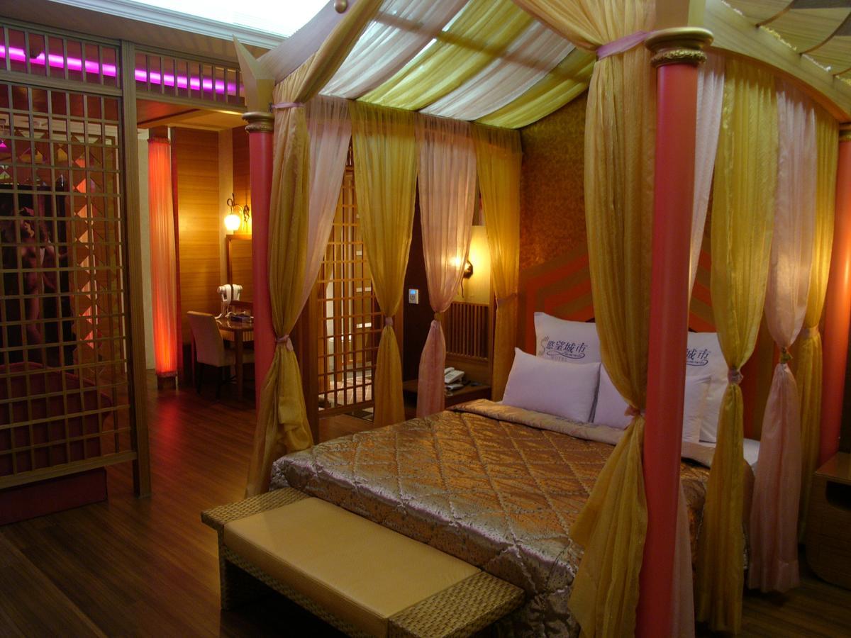 Sexy City Motel Tainan Dış mekan fotoğraf